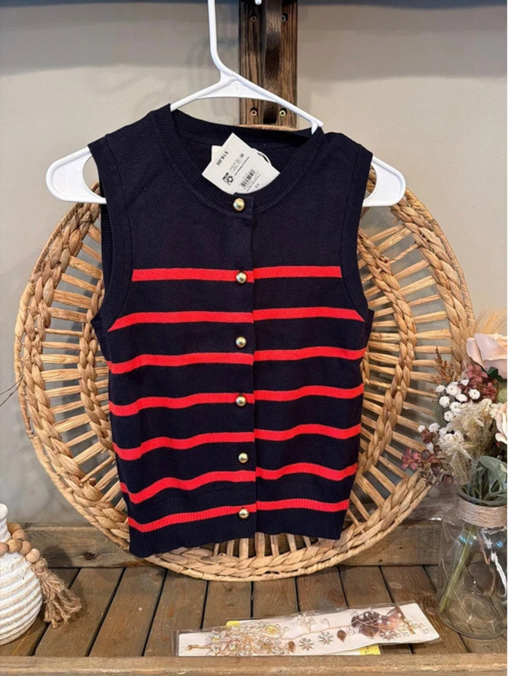 Sweater vest - Picture 2 of 4